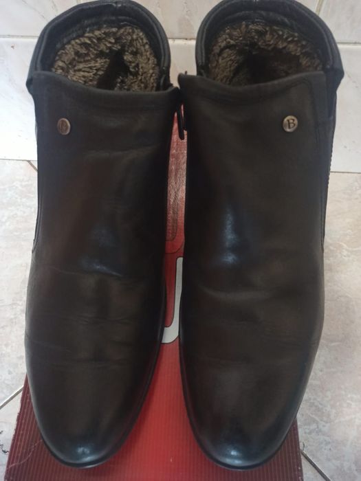 Продам мужские кожаные ботинки  BSF