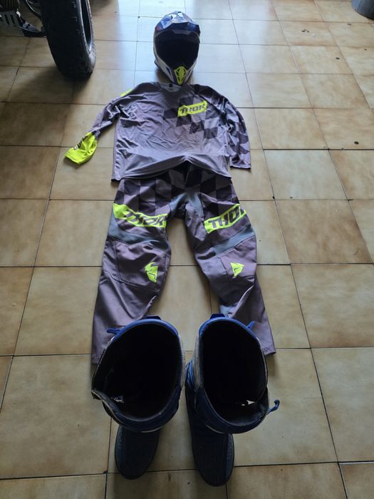 Equipamento motocross