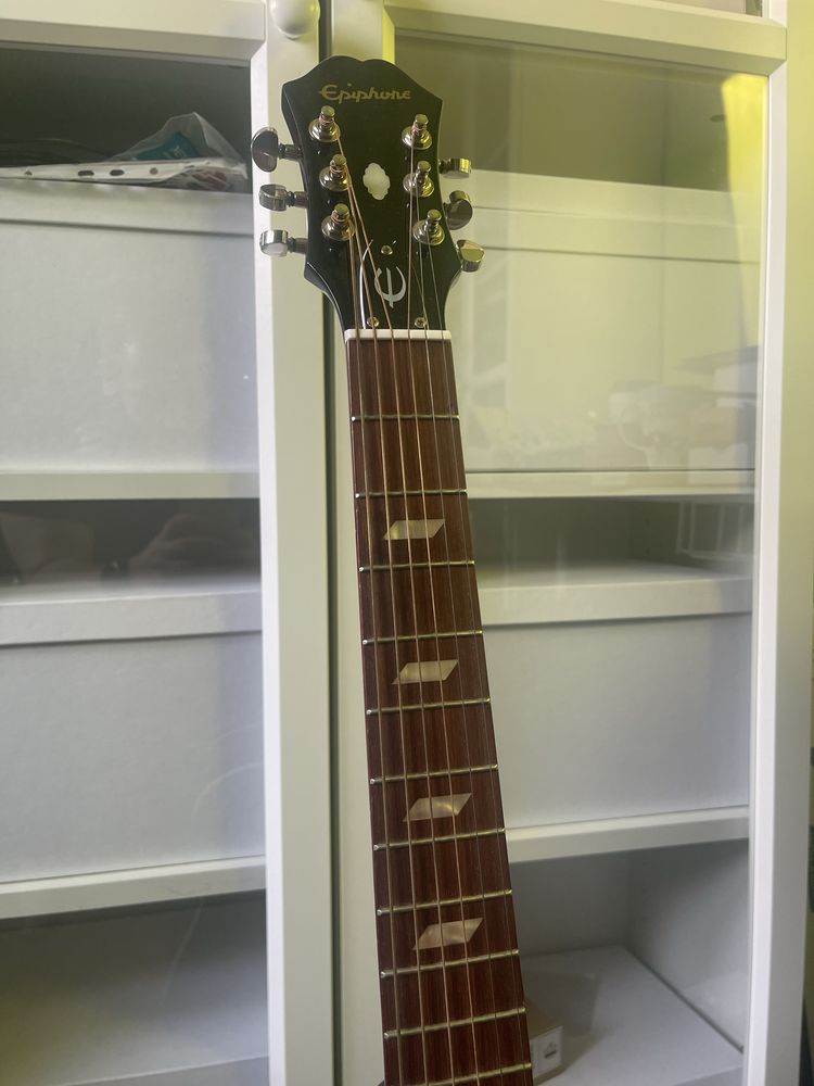 Epiphone Lil Tex Travel + Epiphone Studio Acoustic 15C