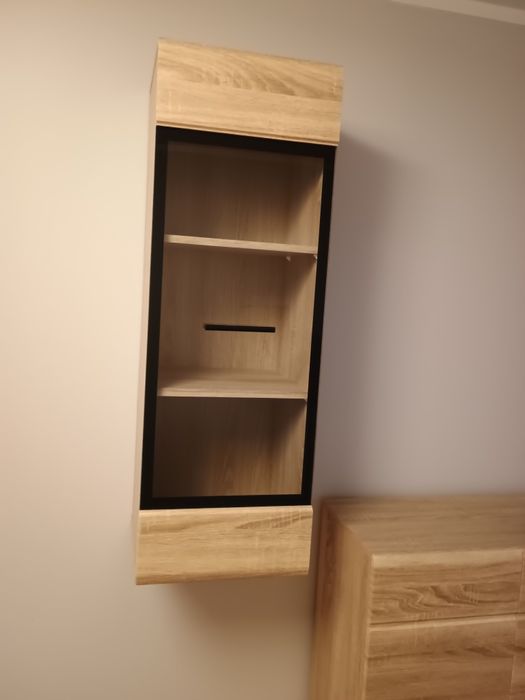 Sprzedam zestaw mebli pokojowych+ stół i krzesła