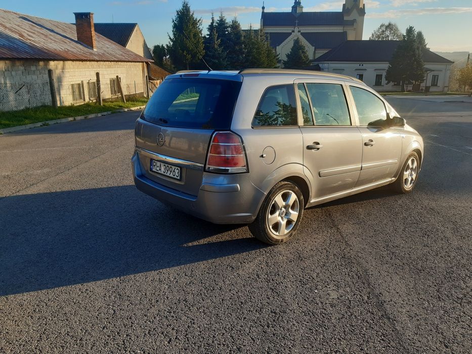 Opel Zafira B 2005r długie opłaty