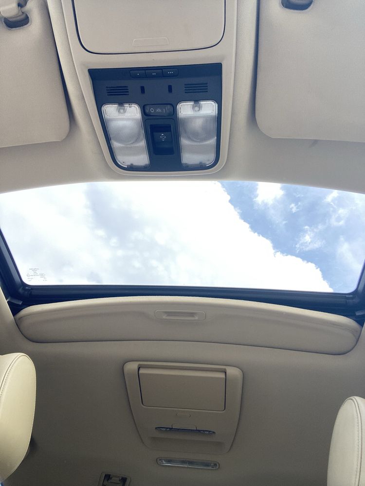 Продам автомобіль Acura MDX 2008 року 3.7 газ/бензин