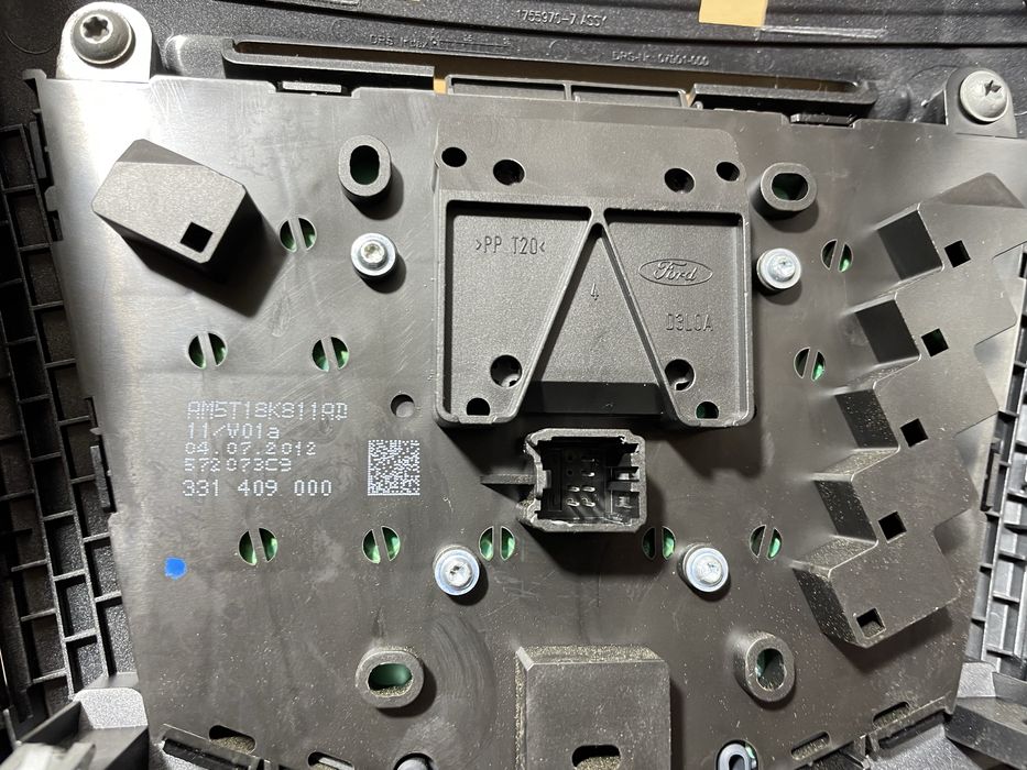 Ford c-max mk2 focus mk3 panel sterowania radia ładny sprawny