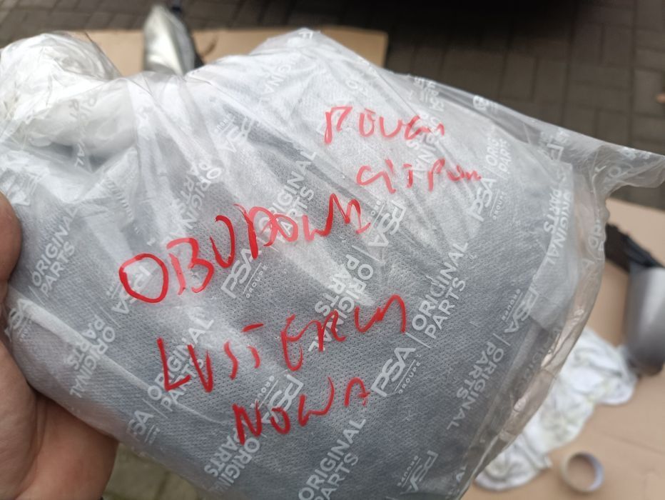 Peugeot partner citroen Berlingo 3 III lift obudowa lusterka prawego n