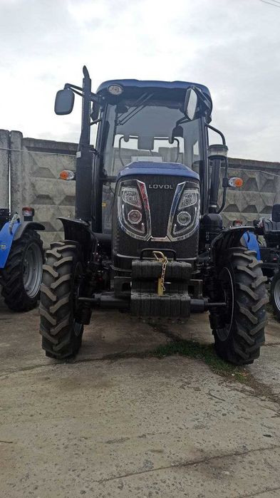 Трактор Ловол 504 Pro з кабіною+ кондиціонер, синхронна коробка