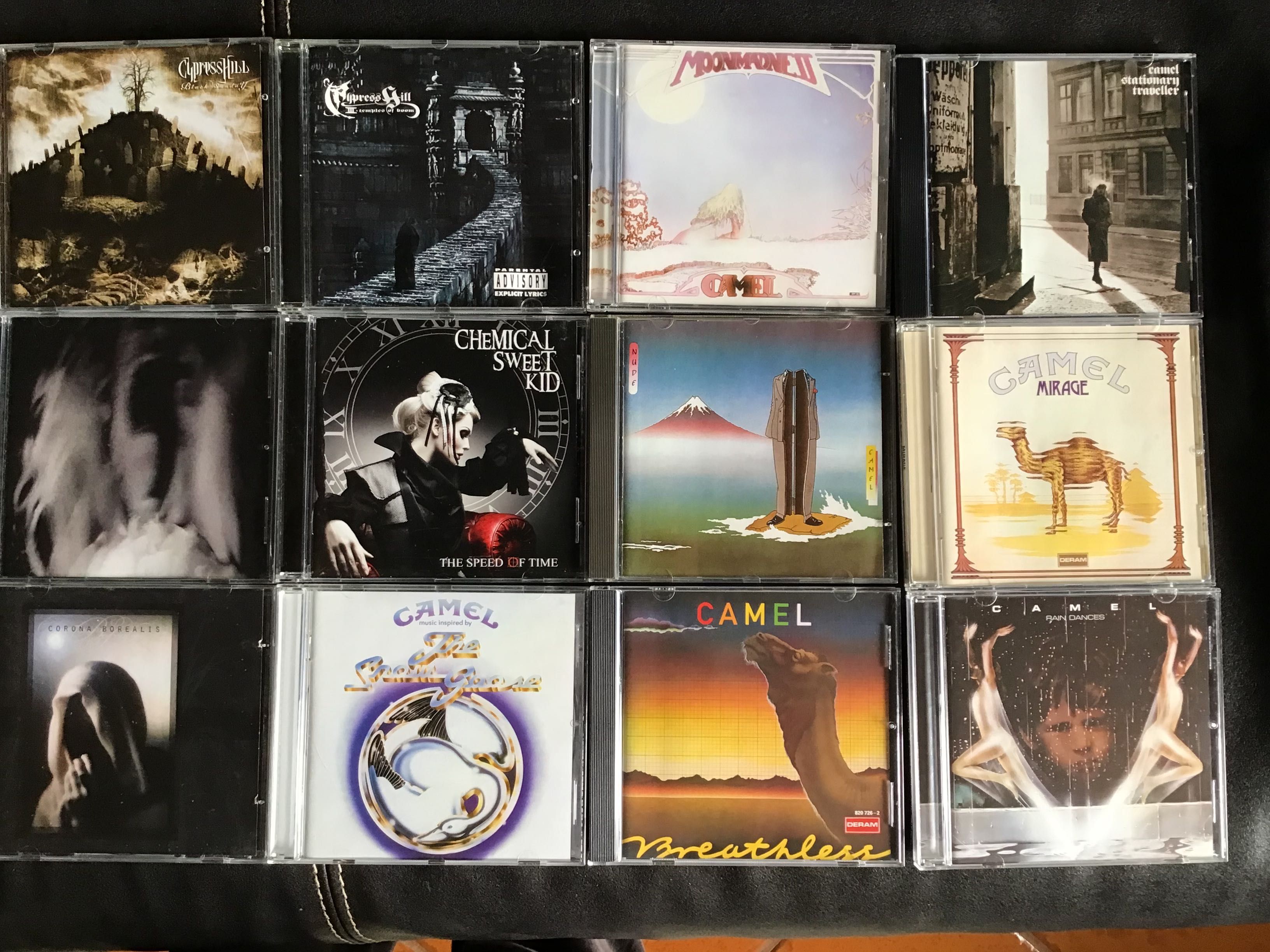 CDs vários metal , rock , letra C+D 2€. Actuliazada