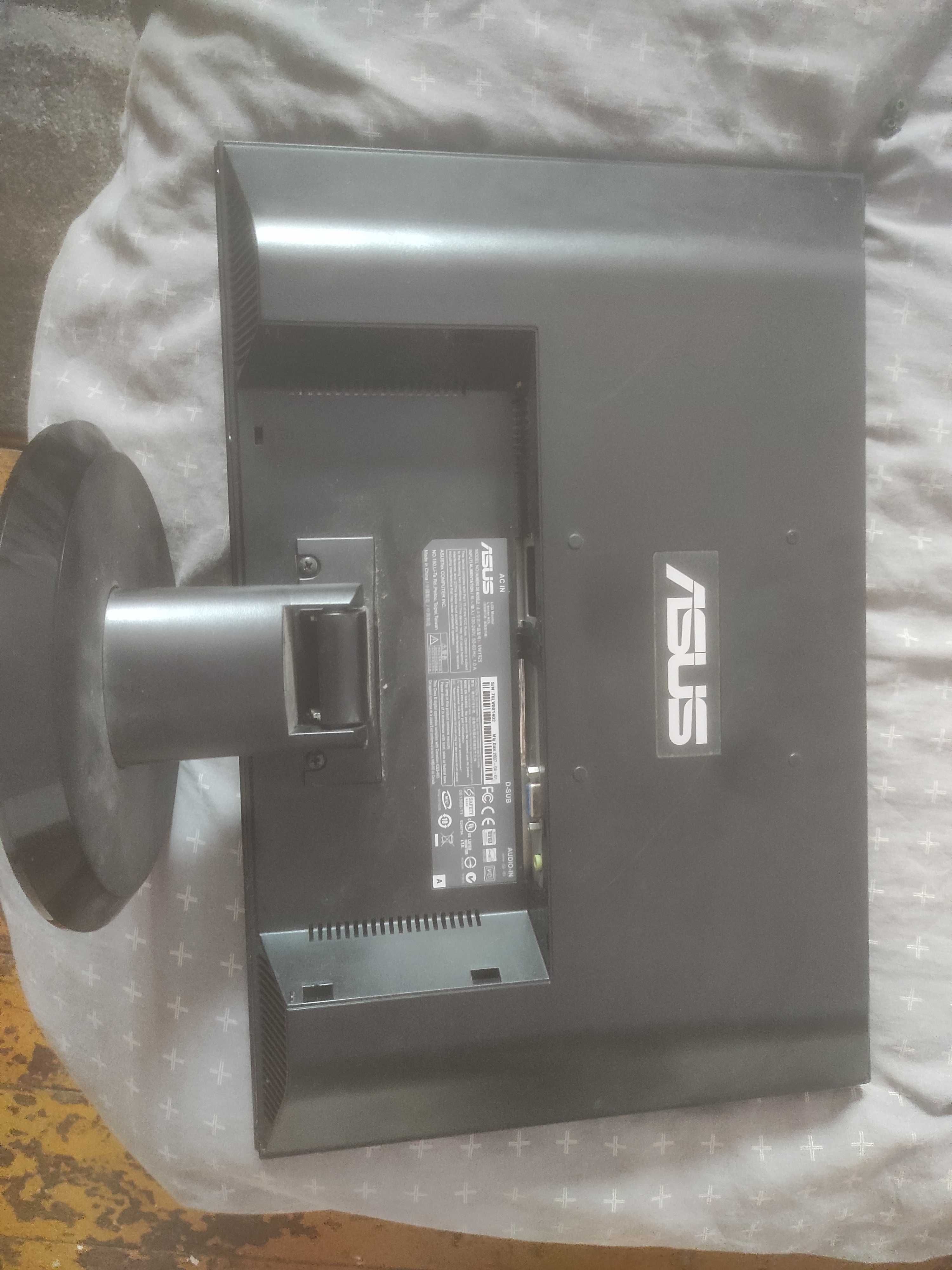 Monitor LCD 19 " Asus vw192s