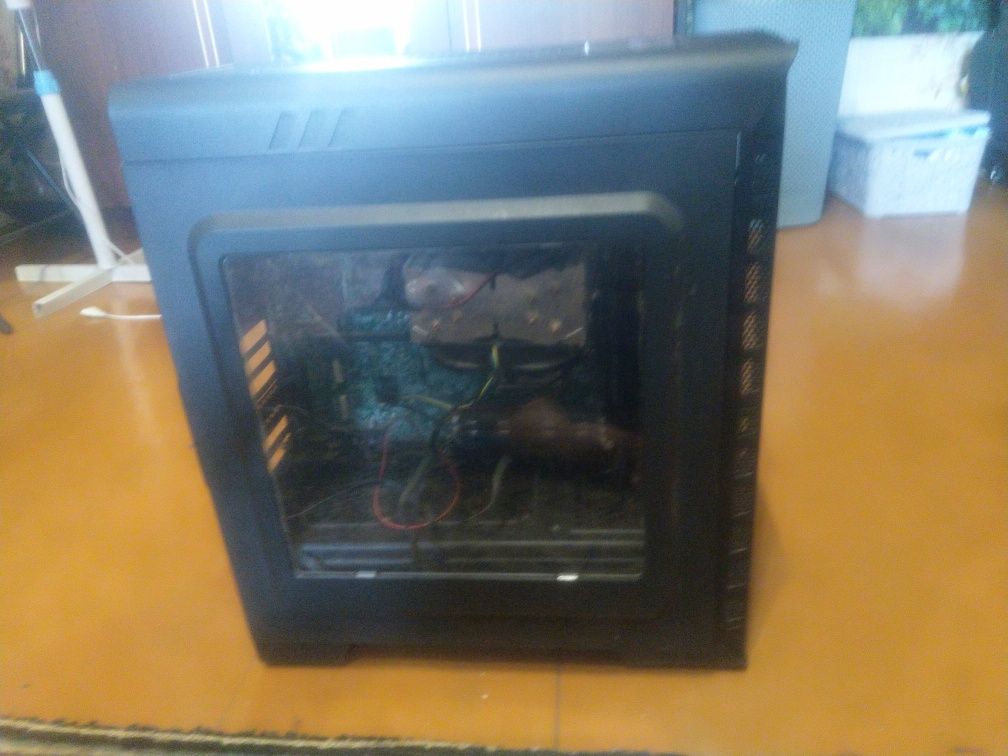 Продам Игровой компьютер бу рабочий
