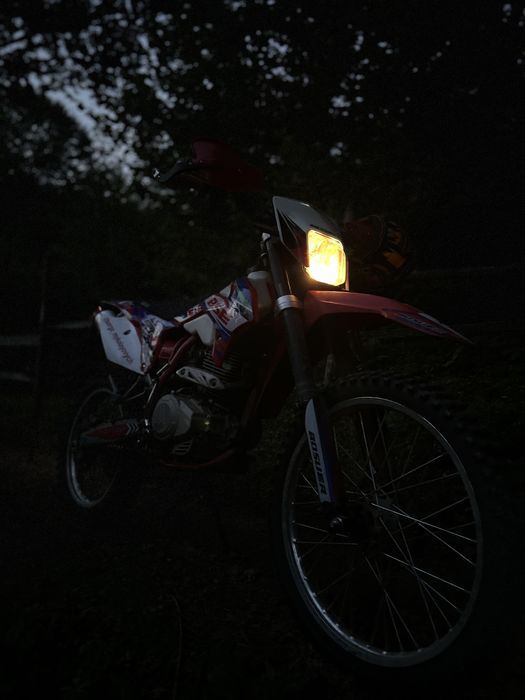Мотоцикл enduro, bse s2