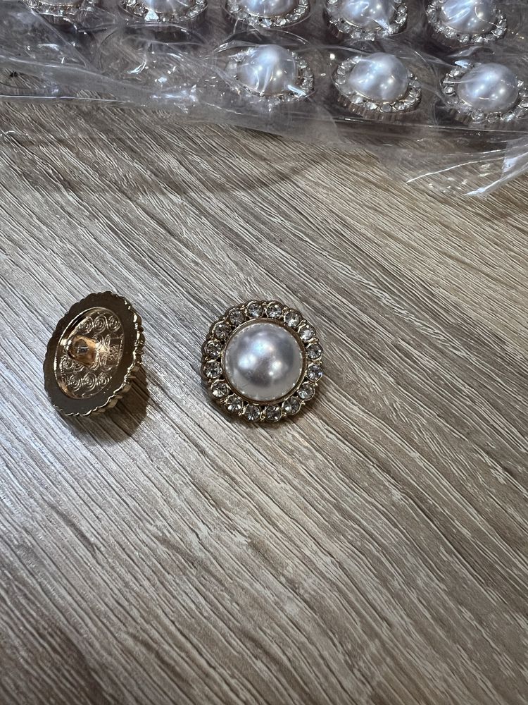 Брендові гудзики, пуговицы Шанель, Chanel