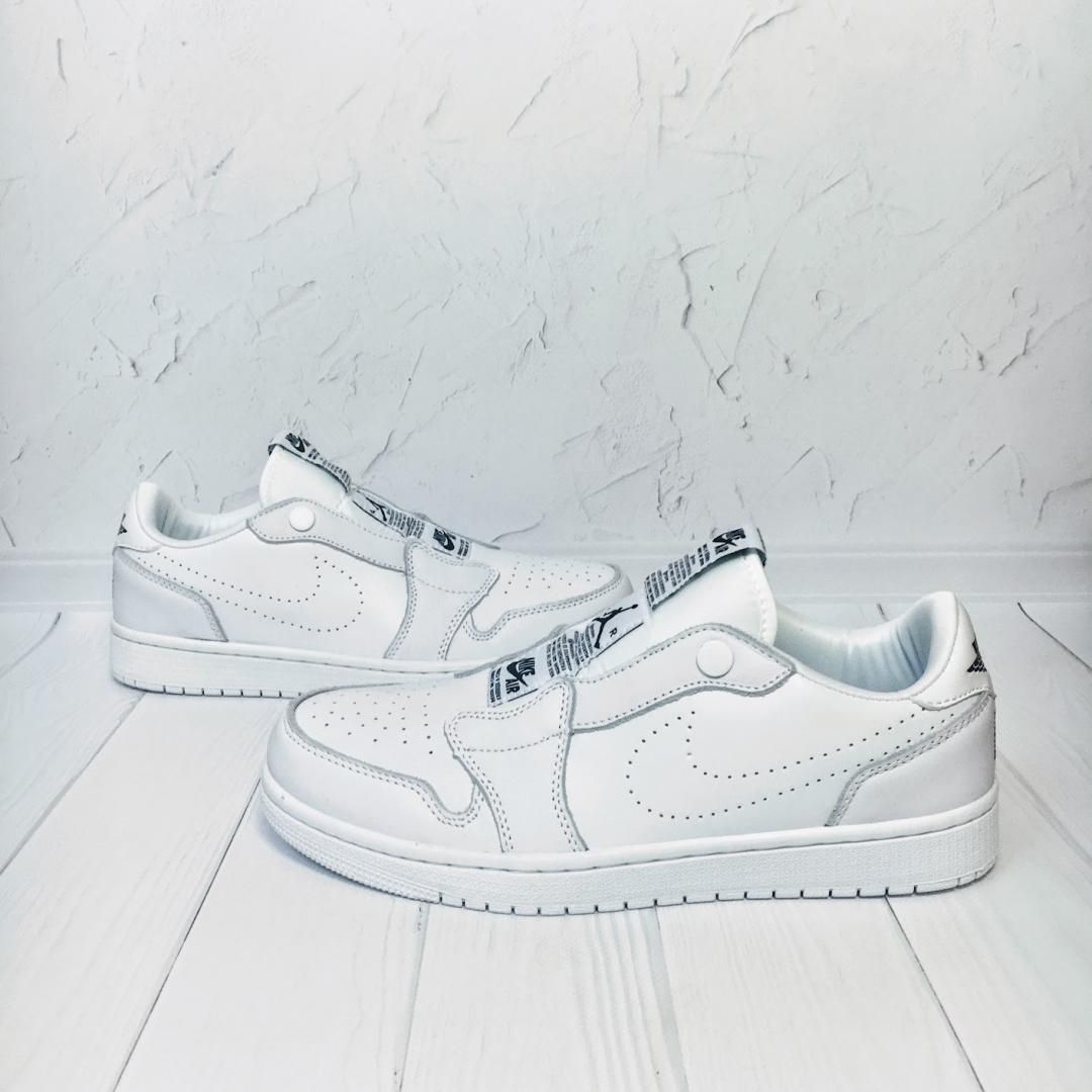 Кроссовки Nike Air Jordan 1 Low Slip White AV3918-100