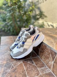 Adidas Yung оригинал топ кроссовки