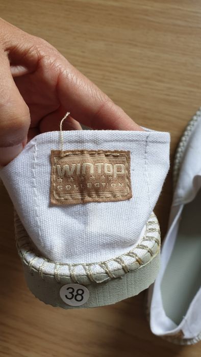 Sabrinas 38 brancas Novas (com caixa original)