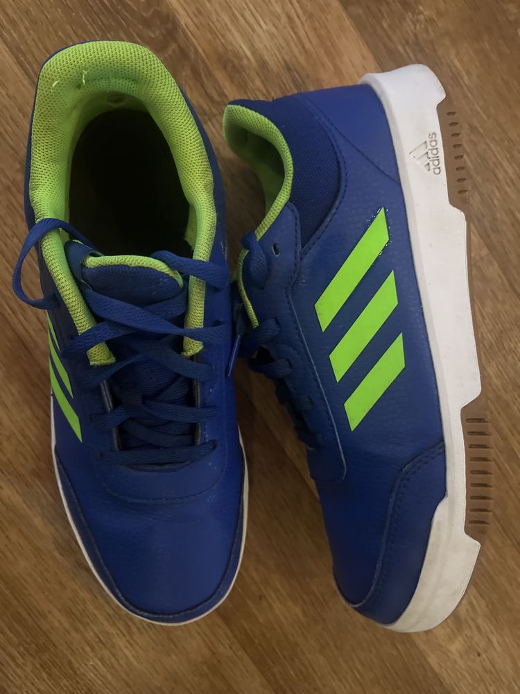 Кроссівки adidas