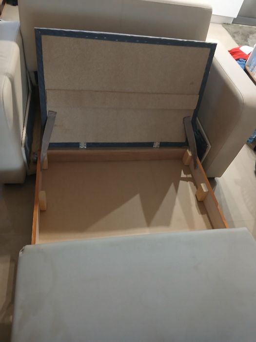 Sofa dwuosobowa rozkladana