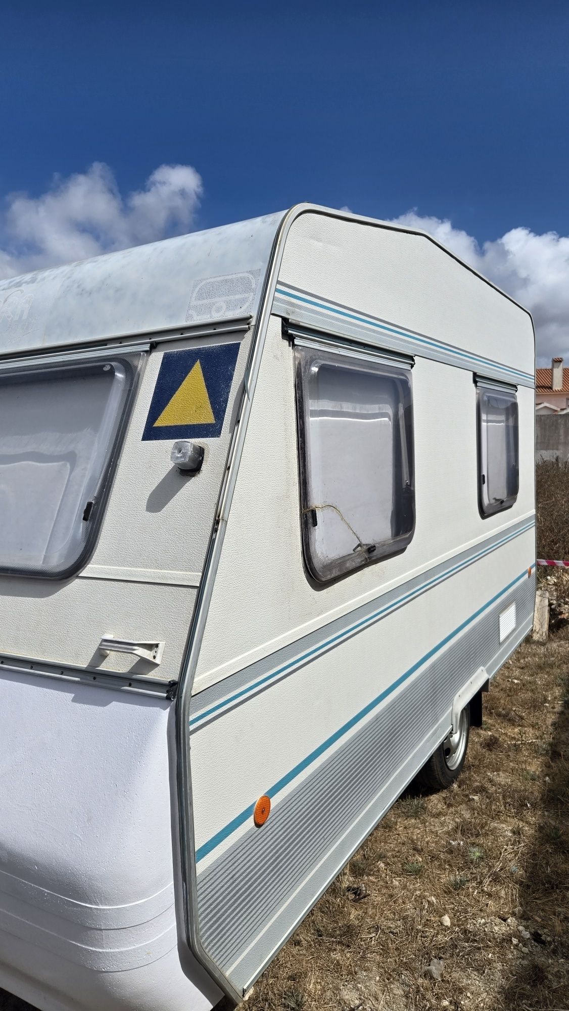 Caravana Vimara Spot 340 com avançado
