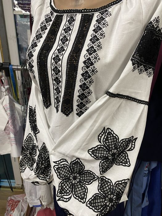 Вишиванка жіноча