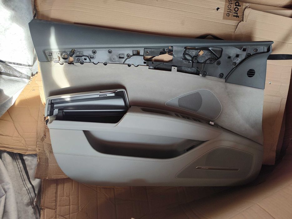 Tapicerka drzwiowa Audi