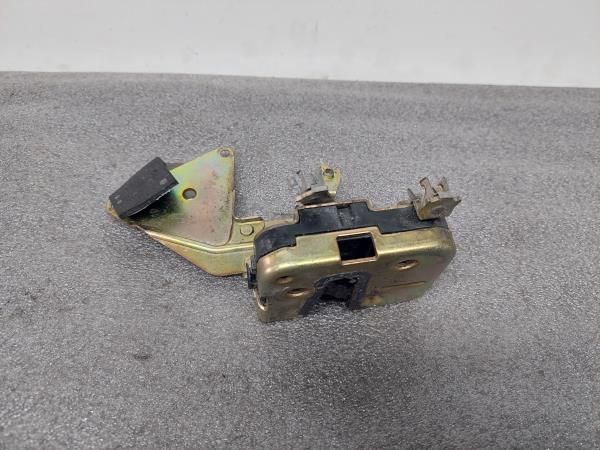 Fechadura / fecho porta frente esquerdo VOLVO S40 I (VS)