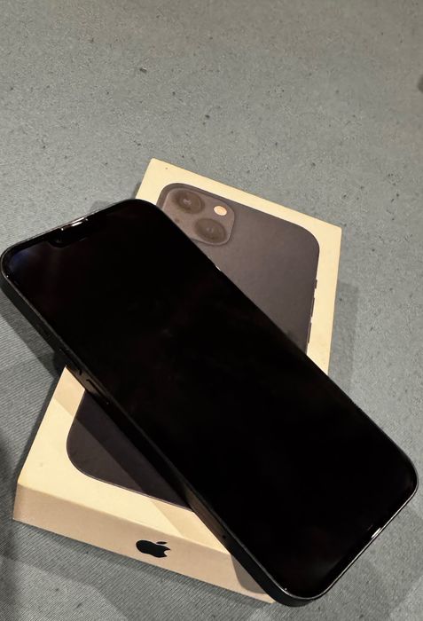 iPhone 13 używany w dobrym stanie,128gb