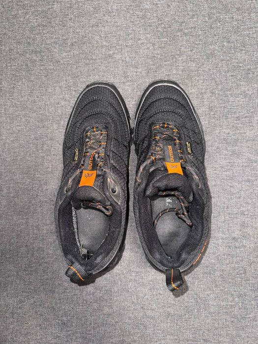 Зимові кросівки для хлопця