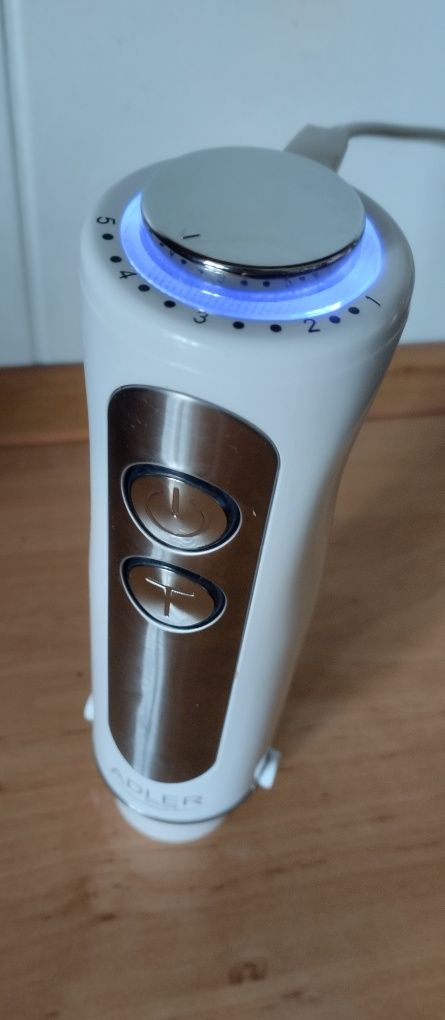 Blender bardzo mocny 1500W