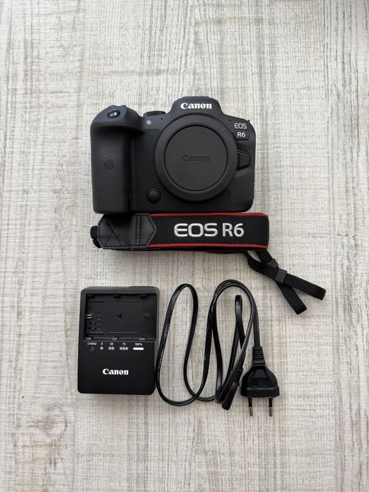 Камера фотоапарат Canon EOS R6 body