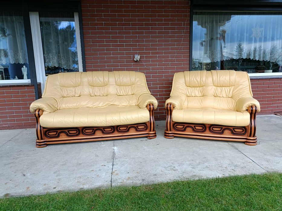 Sprzedam dwie sofy ze skóry -Skóra -skórzany –skórzana -skórzane