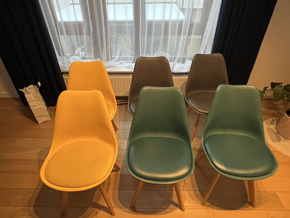 Krzesla do jadalni - komplet