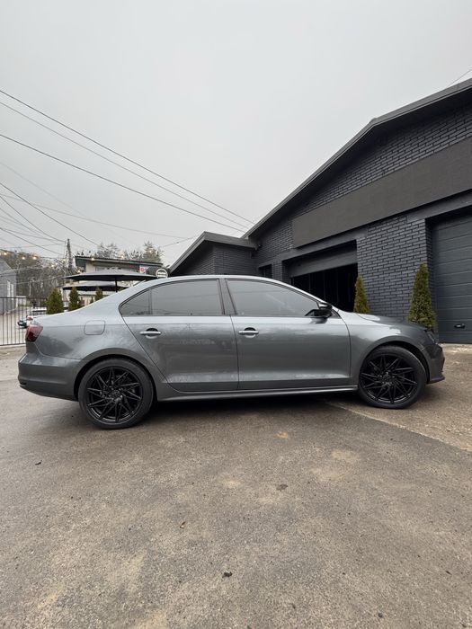 Volkswagen jetta 6. 2014 pik 2.0АТ(115кс)