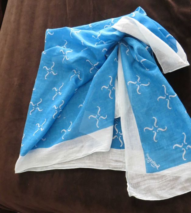 Saída de Praia - Páreo  Indiano azul e branco - Novo