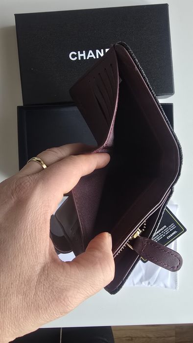 Portfel w pudełku  skóra naturalna