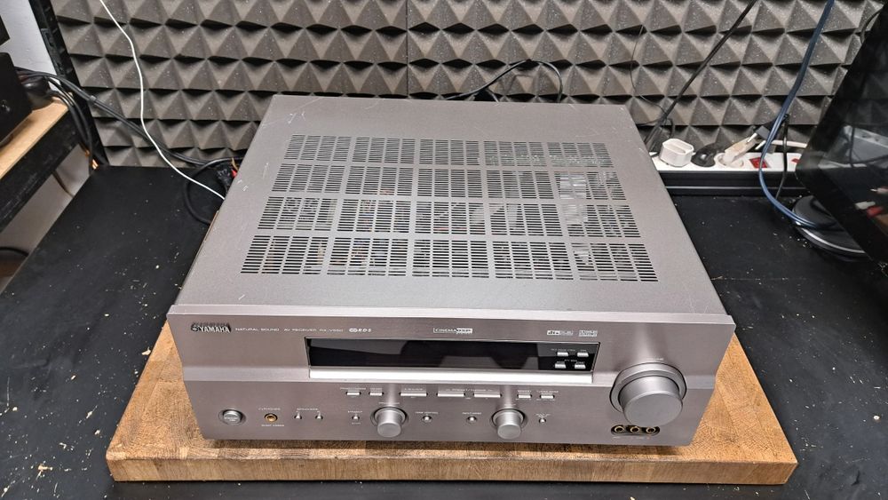Amplituner Yamaha RX-V550