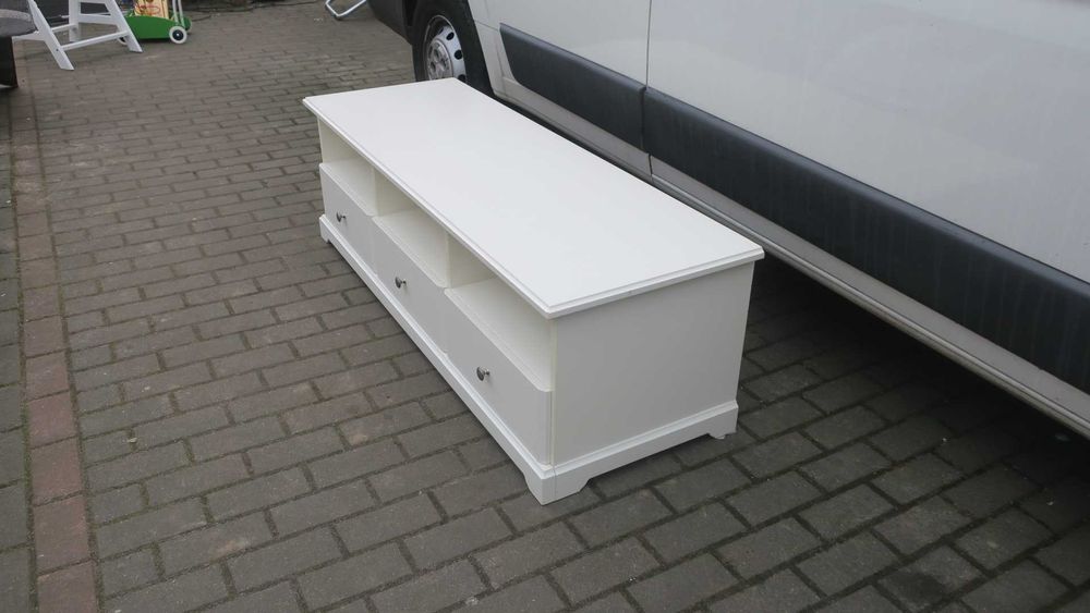 Długa komoda biała RTV