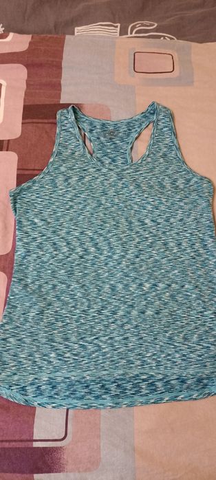 Фірмові спортивні жіночі майки