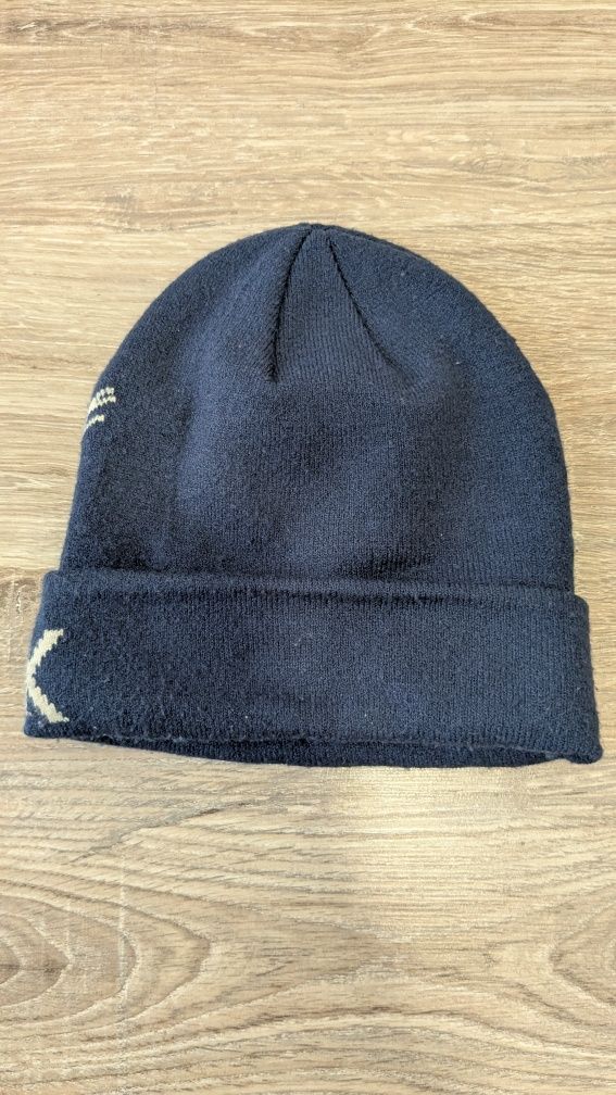 Чудова шапка arcteryx