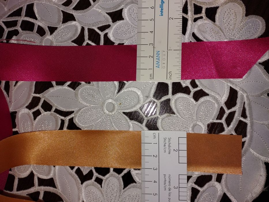 Satynowe taśmy skośne