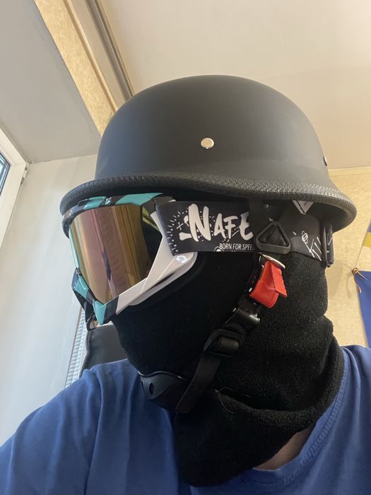 Продам новый шлем «каска» для мотоциклистов