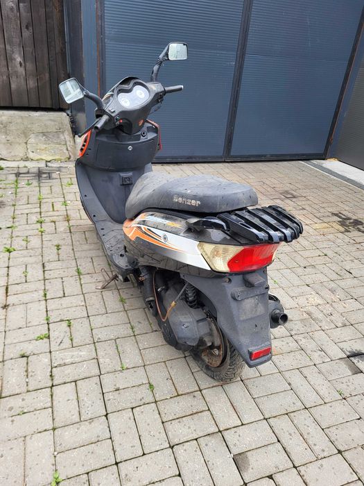 motorower skuter  benzer 50cm3 uszkodzony