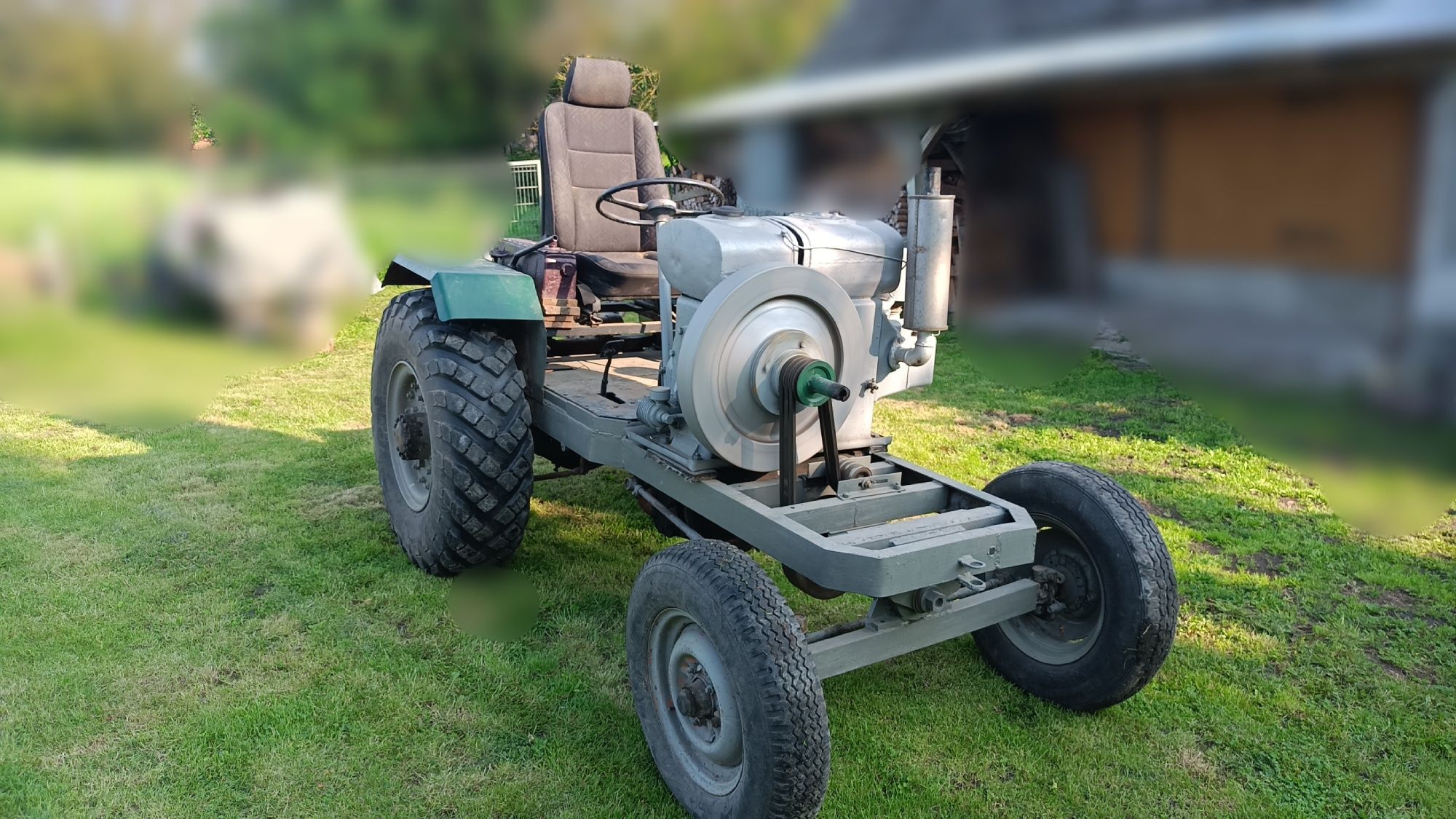 Traktor SAM Andoria S320
