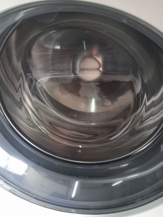 Продам новую стиральную машинку на 6 кг.