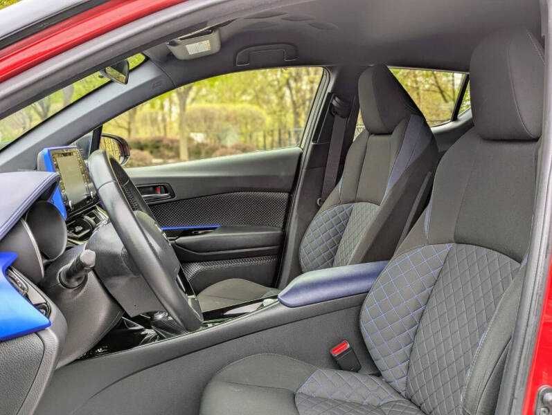 2020 Toyota C-HR XLE