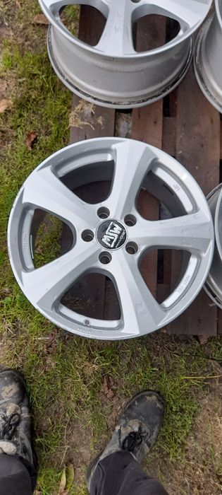 Felgi 17 5x112 8j et35