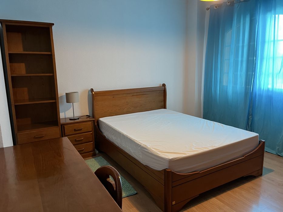 Quarto para estudante