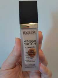 Podkład fluid Eveline Wonder Match 12 Light Natural