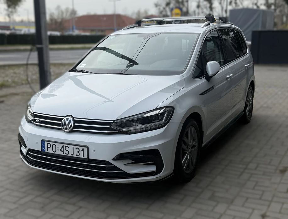Volkswagen Touran Bezwypadkowy, bezawaryjny, polski salon, ogłoszenie prywatne, R-line