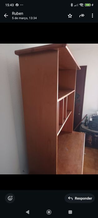 Secretária em pinho mel