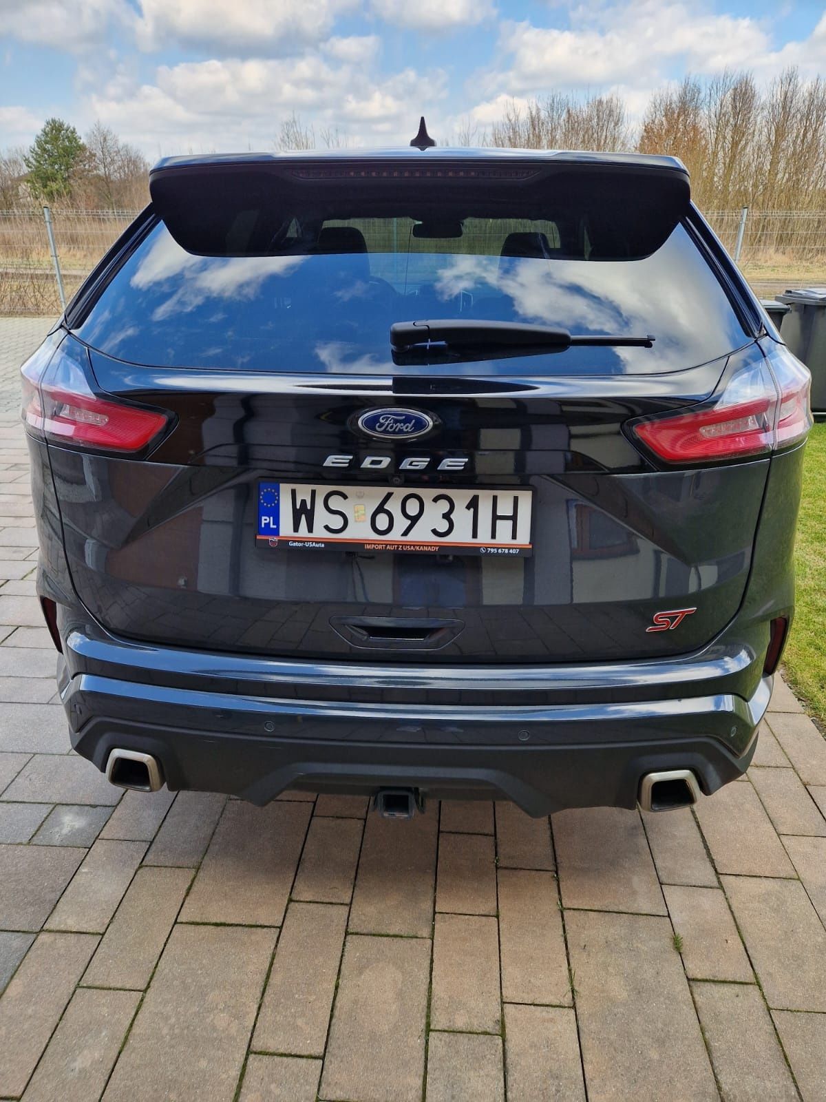 Sprzedam Ford Edge 2.7 V6
Ecoboost AWD - 2021 rok, bogate
wyposażenie!