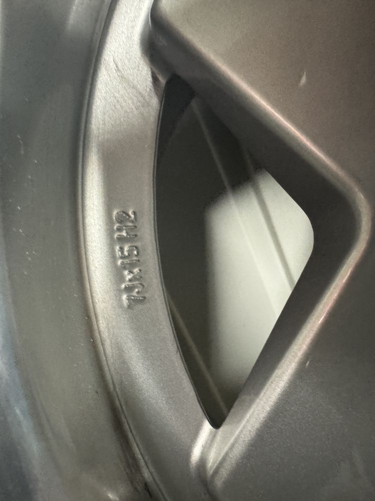 4x borbet A 15” 4x100 z oponami letnimi