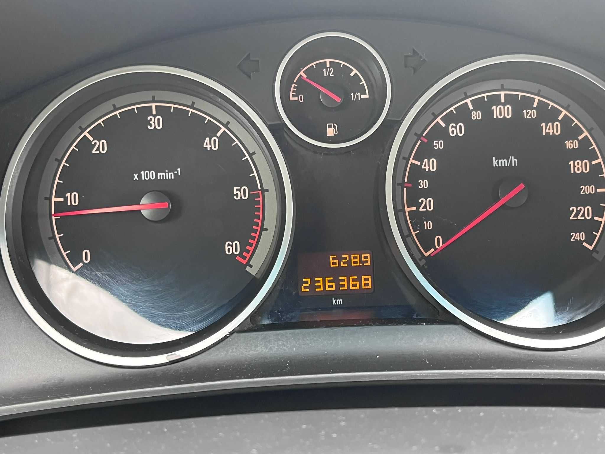 Opel Astra H 1.9CDTI 2007r